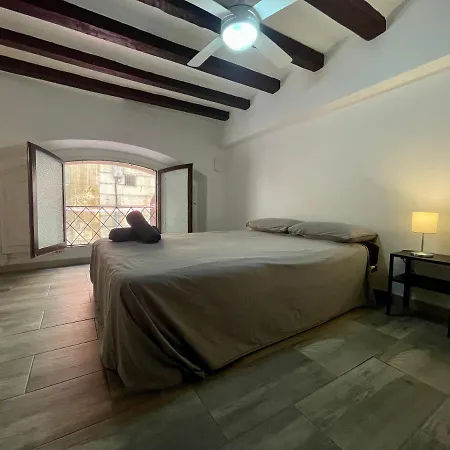 Apartment Espacioso Piso Con Entrada Independiente En Part Alta De Tarragona! *