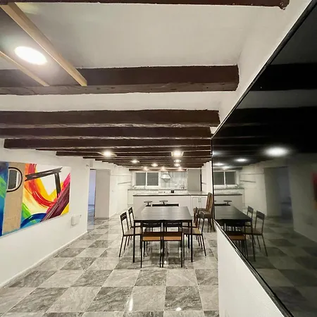 Espacioso Piso Con Entrada Independiente En Part Alta De Tarragona!