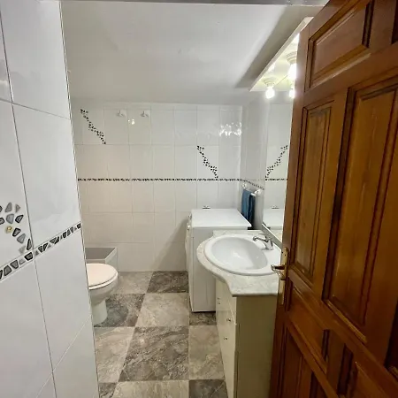 Appartement Espacioso Piso Con Entrada Independiente En Part Alta De Tarragona! *