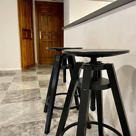 Espacioso Piso Con Entrada Independiente En Part Alta De Tarragona! Appartement *